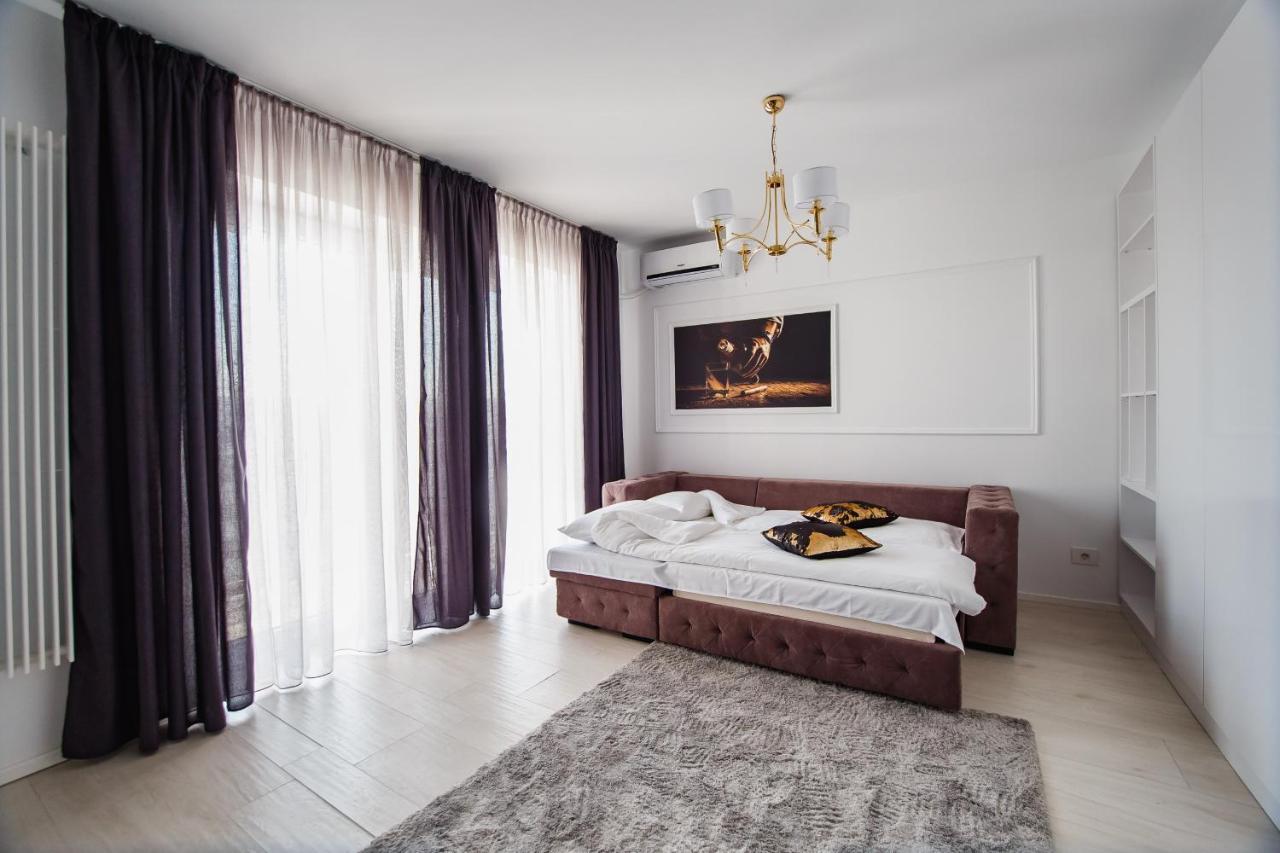 No. 11 - The Penthouse In City Center Орадя Экстерьер фото